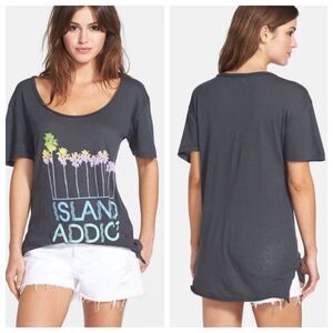 Wildfox Island Addict oversized tee Size Small